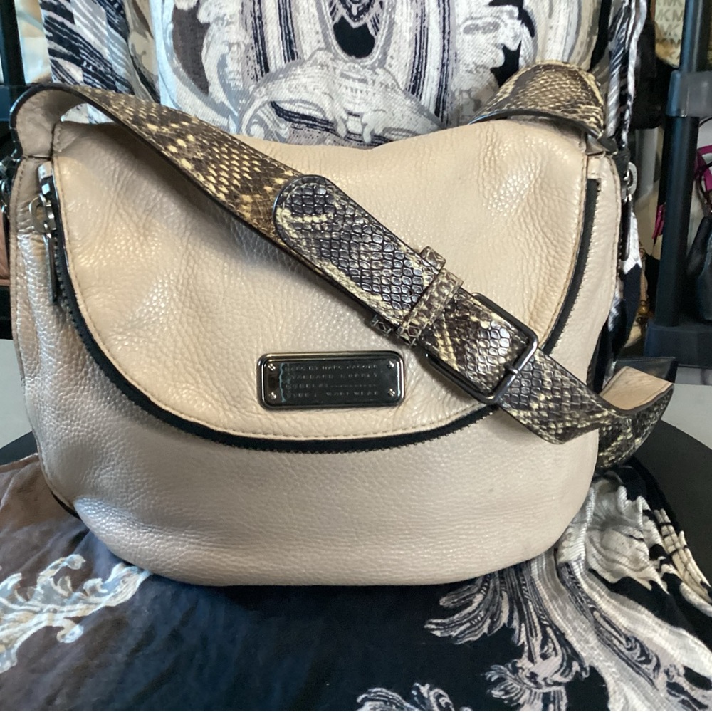 Marc by Marc Jacobs cream pebbled leather with snakeskin embossed trim and strap - Picture 12 of 14
